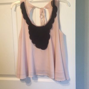 Adorable boutique top